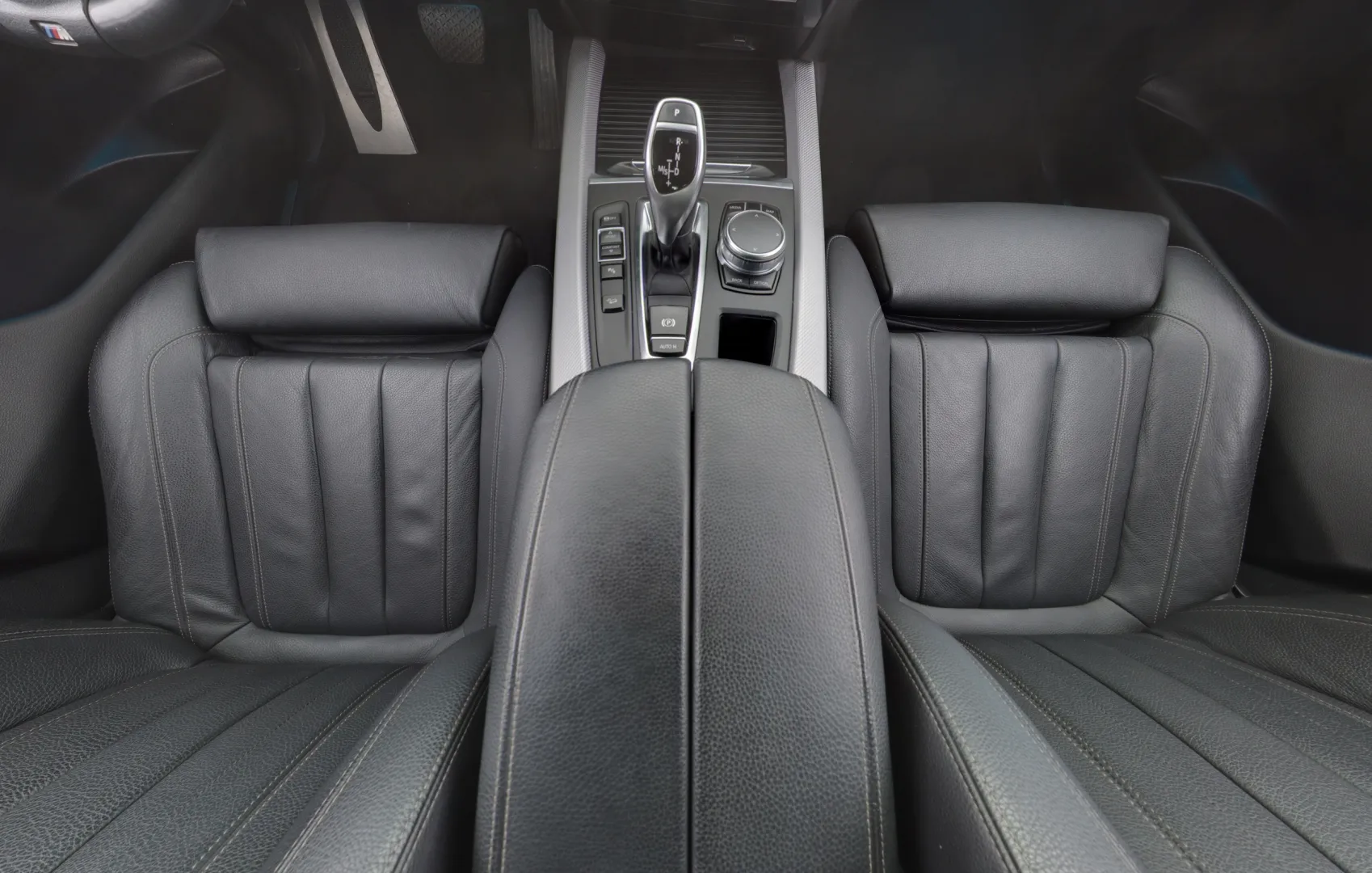 BMW X5 CNG-813 carousel image