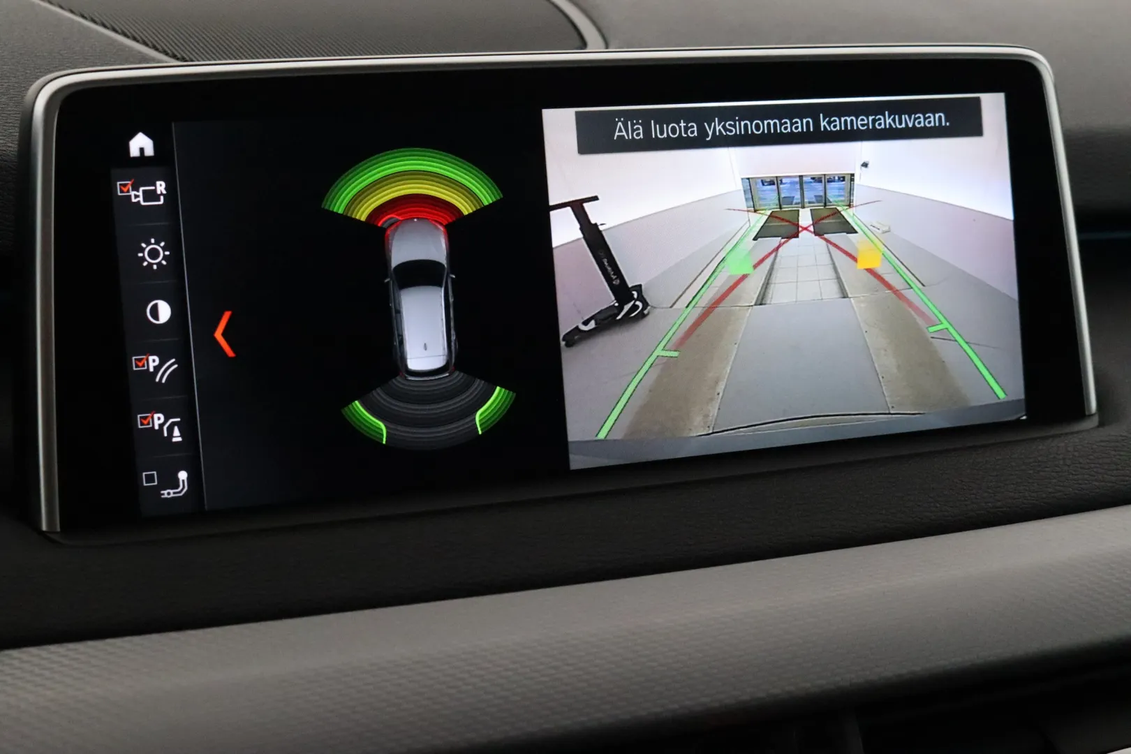 BMW X5 CNG-813 carousel image