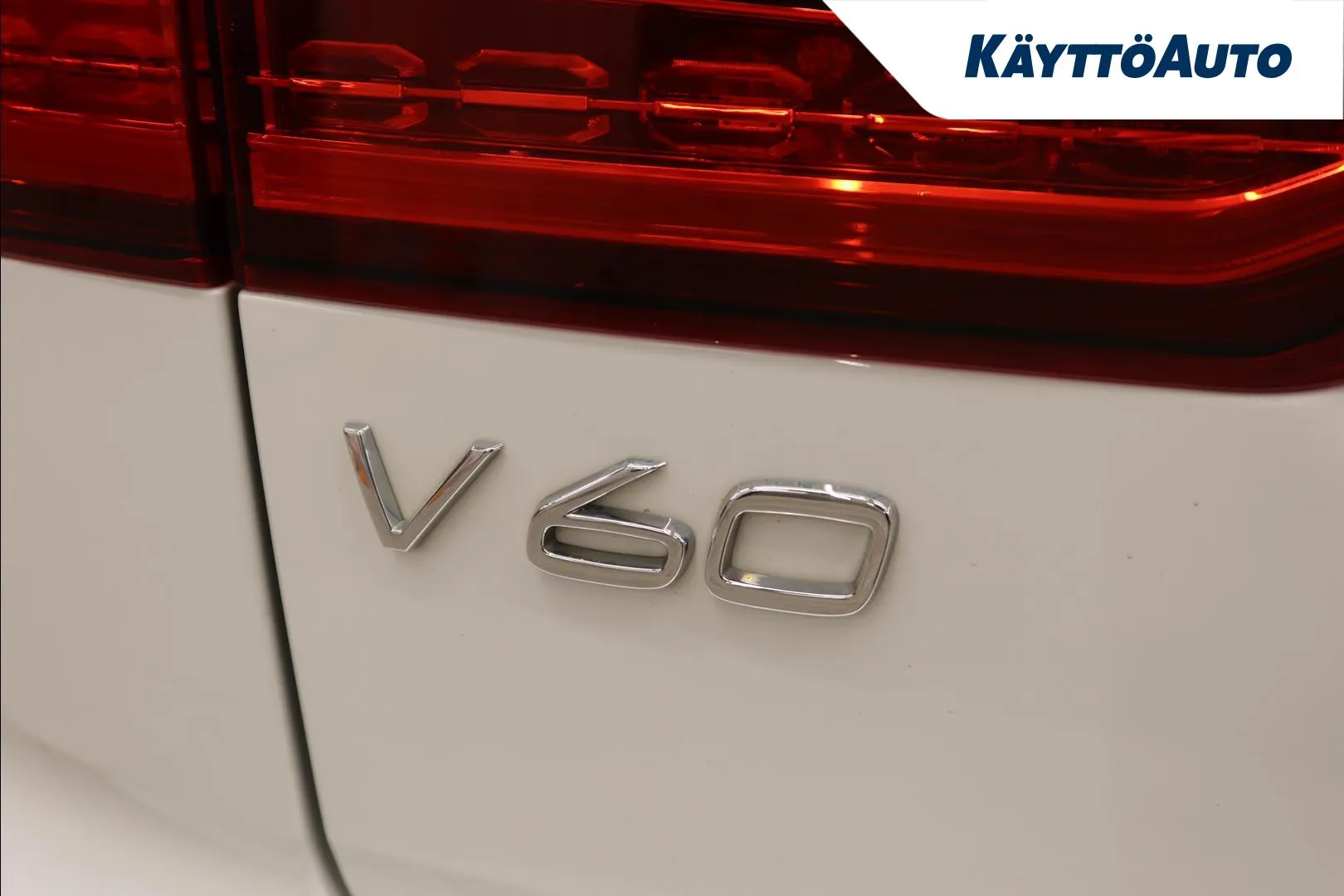 VOLVO V60 CMS-580 carousel image