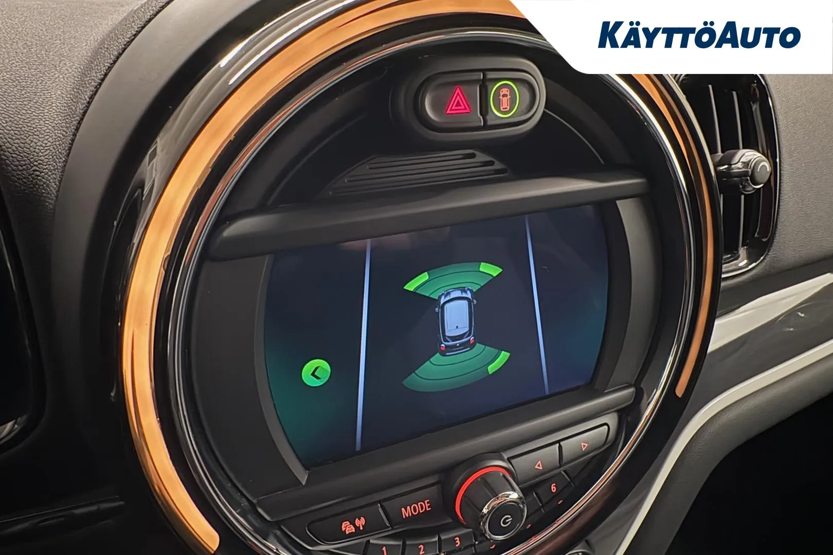 MINI Countryman VZY-167 carousel image