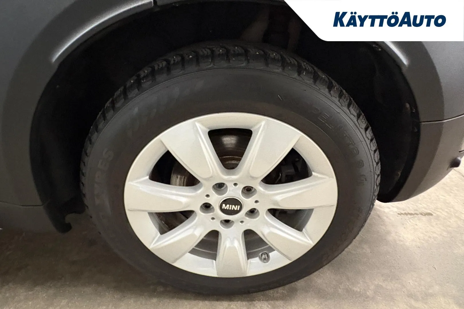 MINI Countryman VZY-167 carousel image