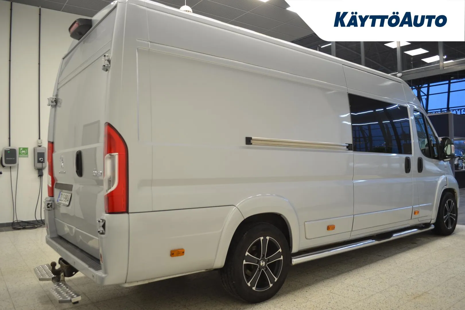 PEUGEOT BOXER ZLS-984 carousel image