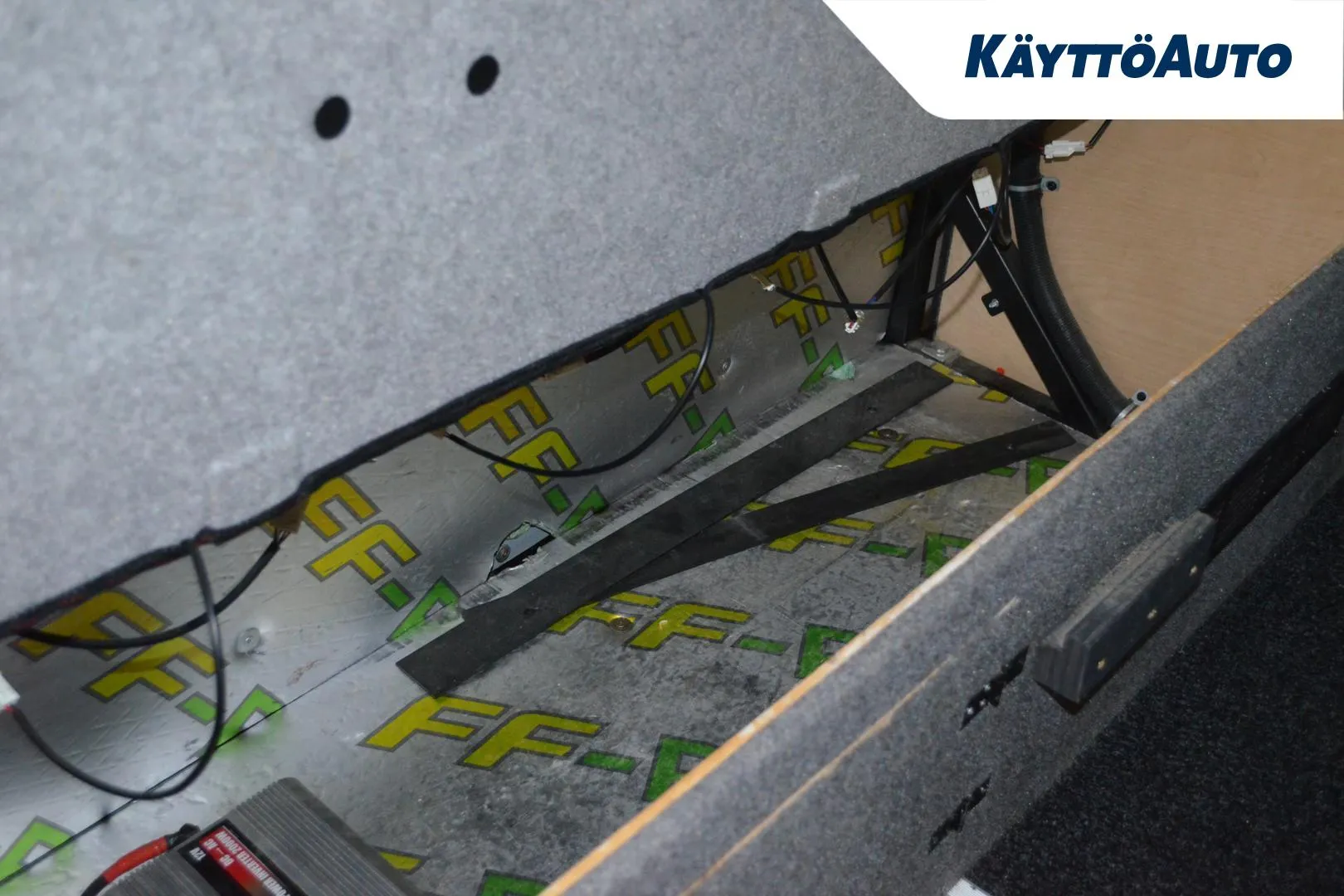 PEUGEOT BOXER ZLS-984 carousel image