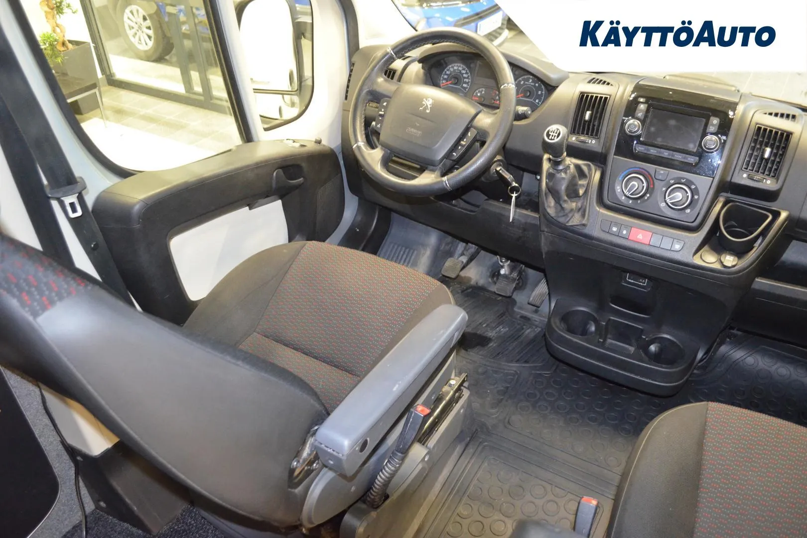 PEUGEOT BOXER ZLS-984 carousel image