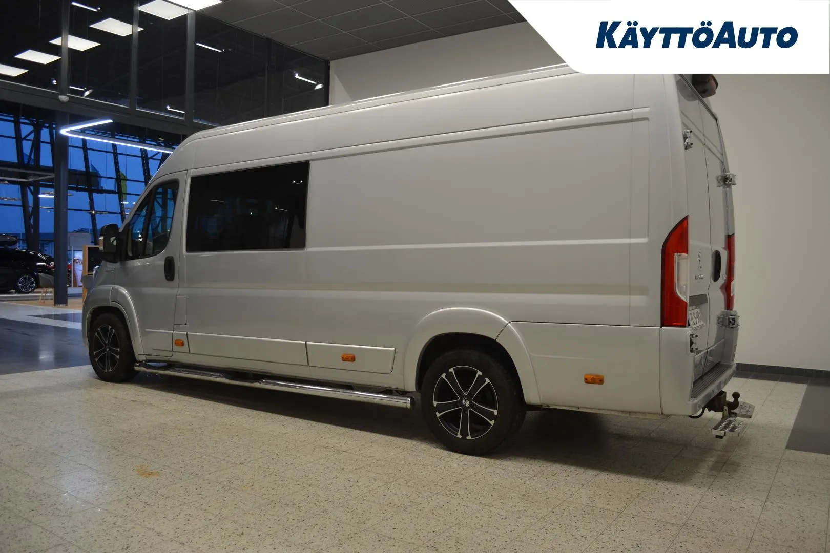 PEUGEOT BOXER ZLS-984 carousel image