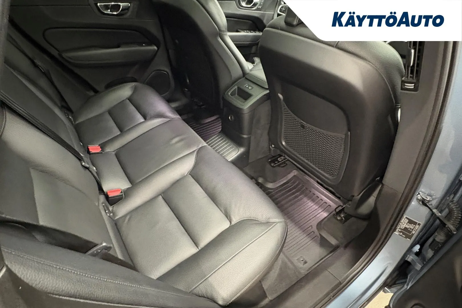 VOLVO XC60 IOP-248 carousel image