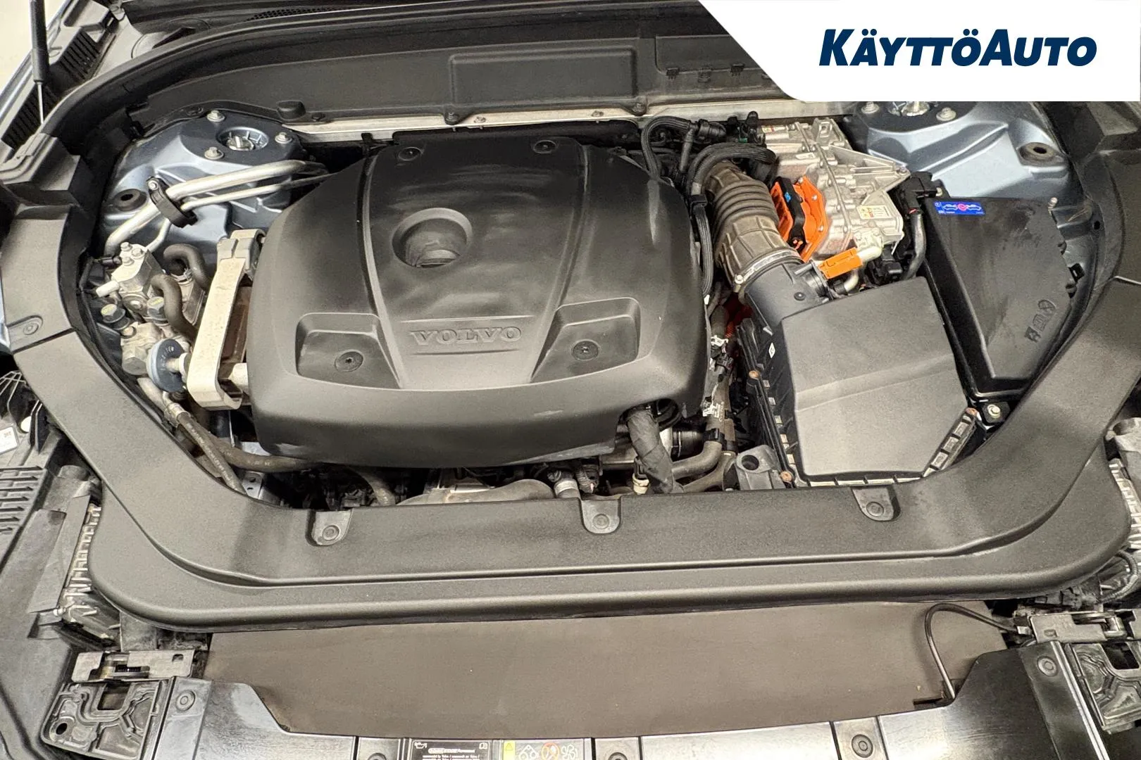 VOLVO XC60 IOP-248 carousel image