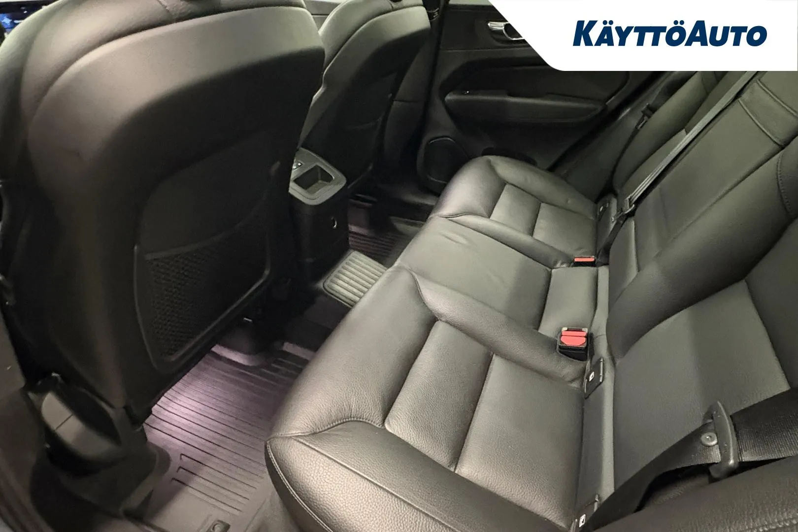 VOLVO XC60 IOP-248 carousel image