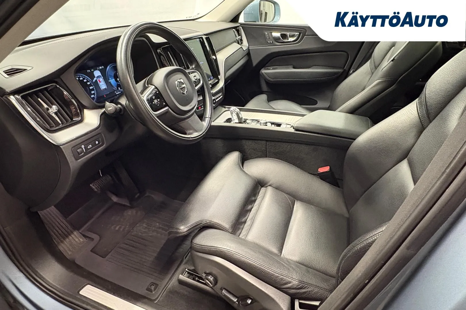 VOLVO XC60 IOP-248 carousel image