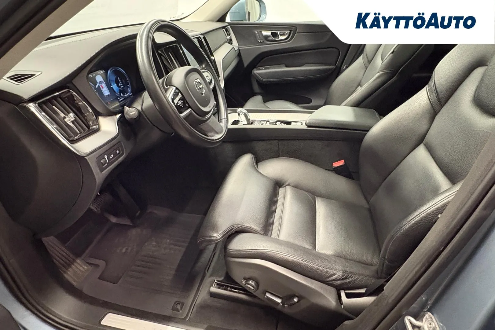 VOLVO XC60 IOP-248 carousel image