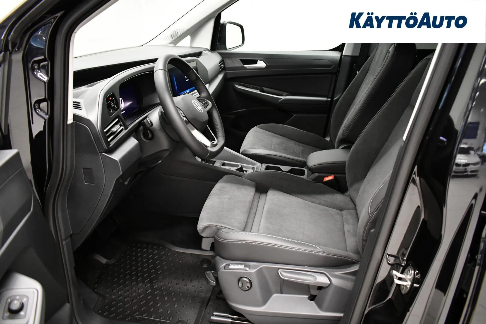 VOLKSWAGEN Caddy Maxi ZPS-826 carousel image