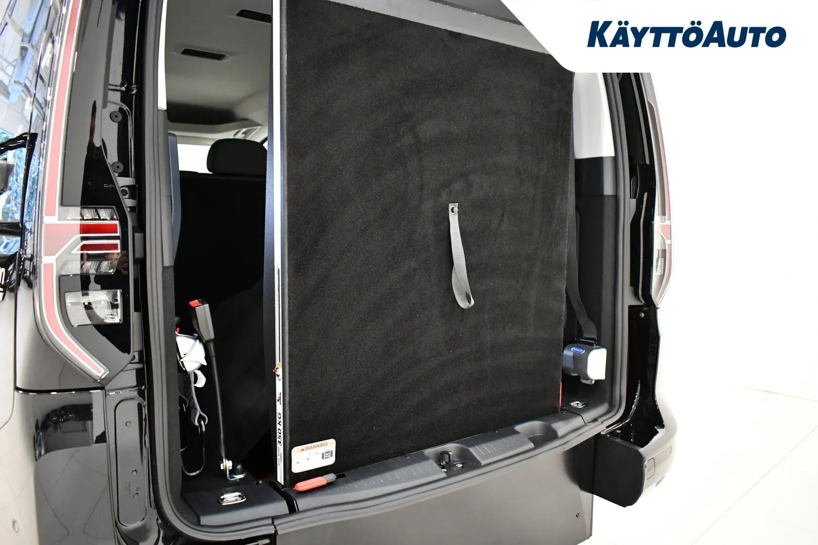 VOLKSWAGEN Caddy Maxi ZPS-826 carousel image