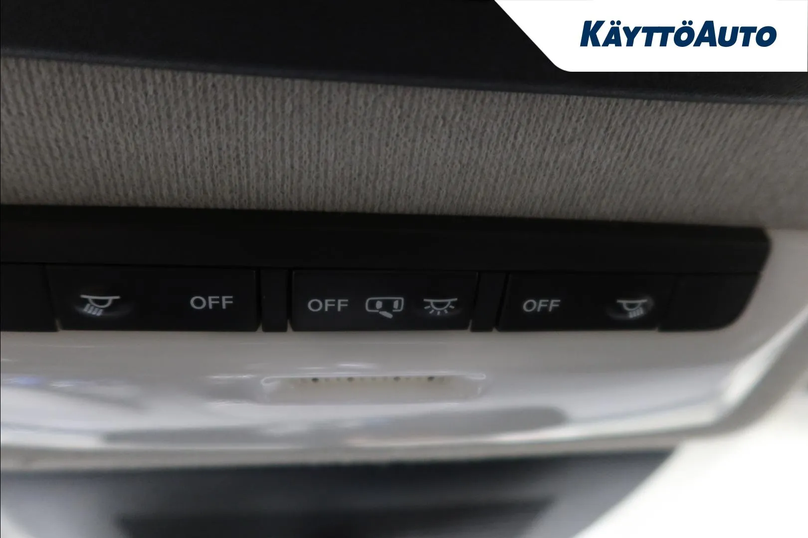 Nissan Juke OZZ-680 carousel image