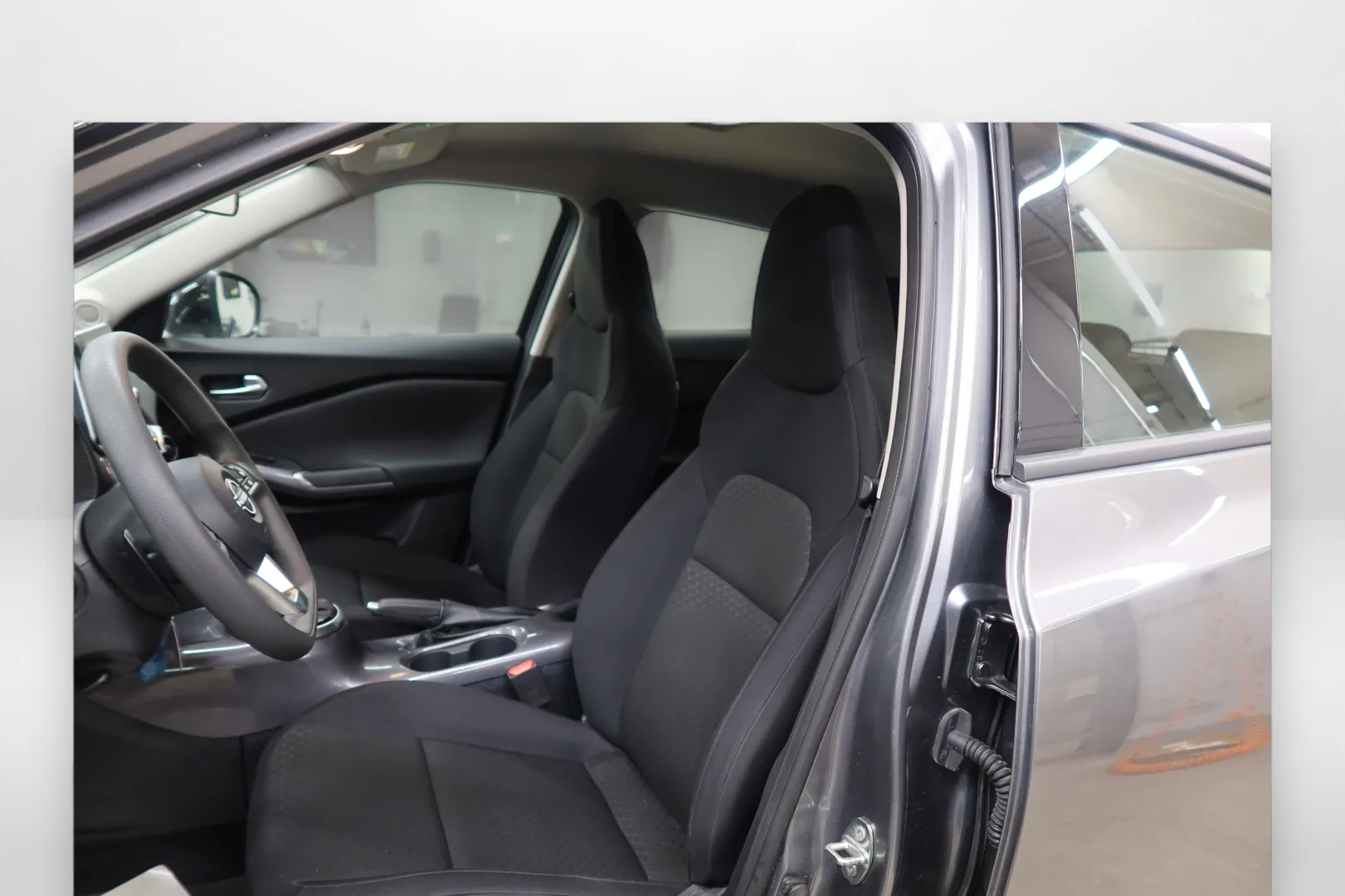 Nissan Juke OZZ-680 carousel image