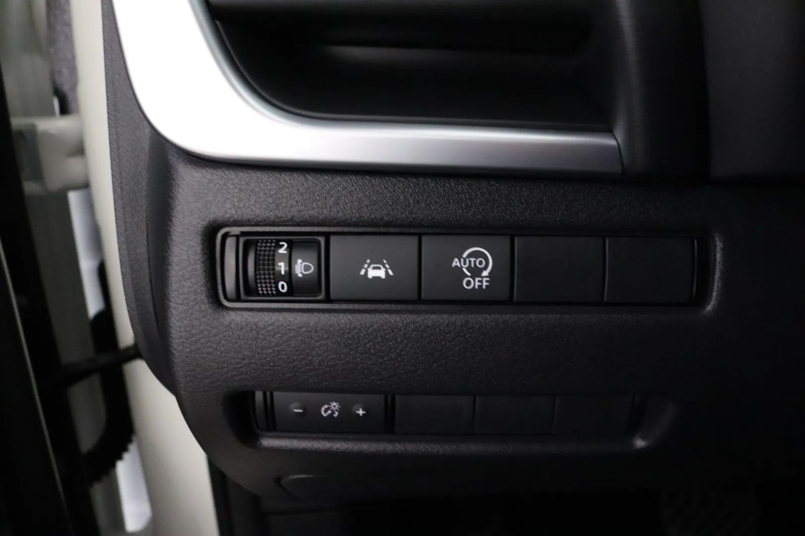 NISSAN Qashqai XSS-506 carousel image