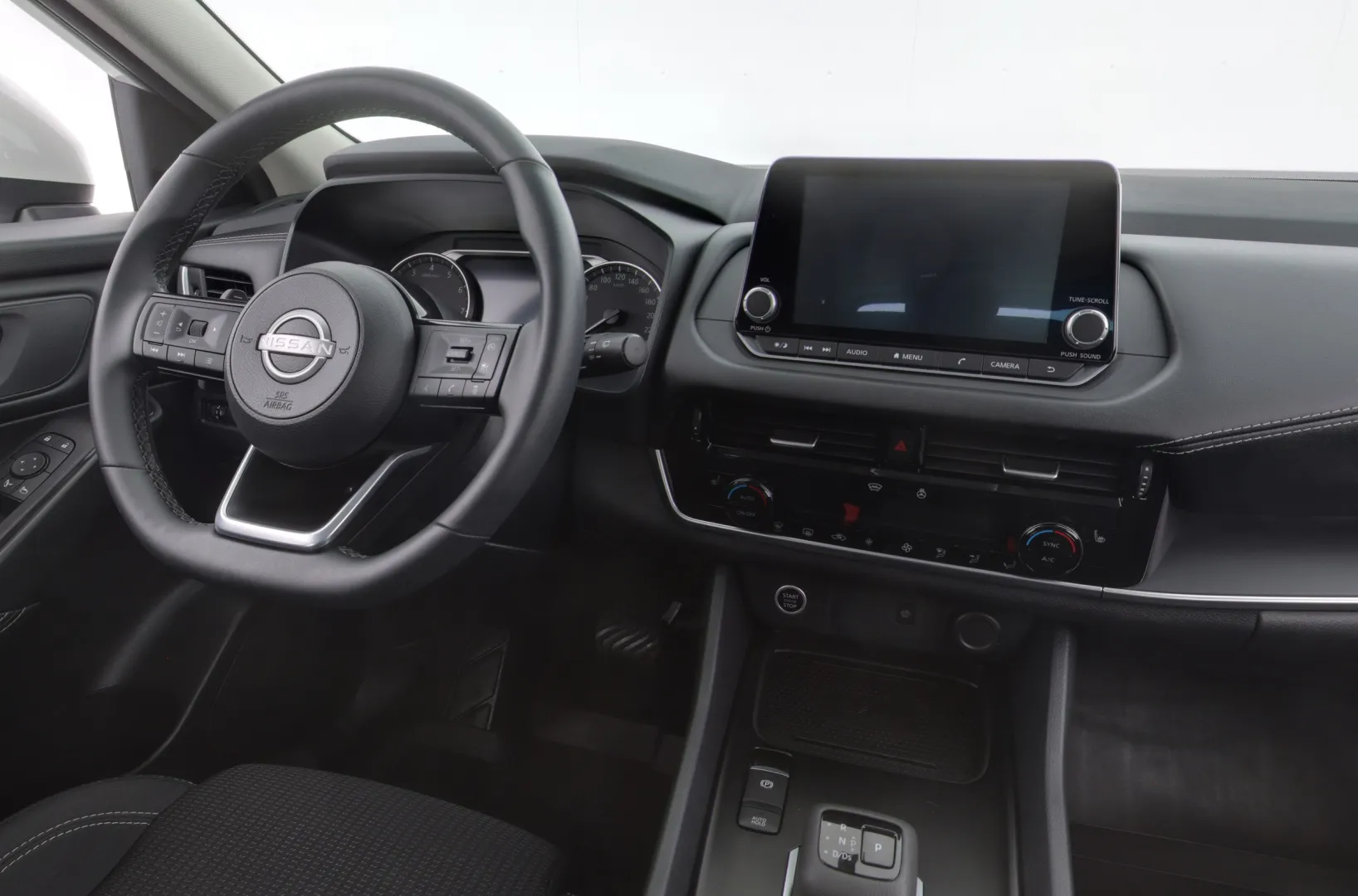 NISSAN Qashqai XSS-506 carousel image
