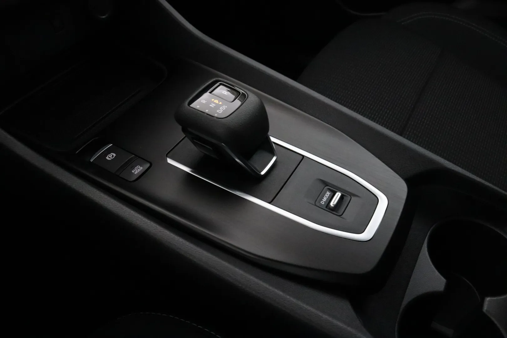 NISSAN Qashqai XSS-506 carousel image