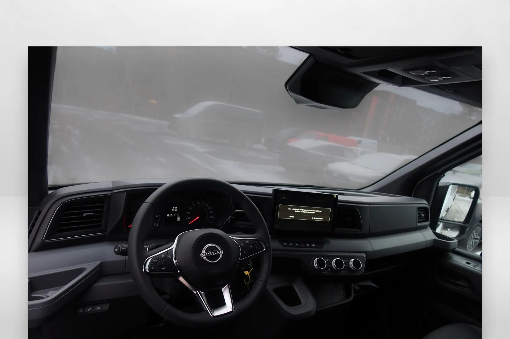 Nissan Interstar EVP-464 carousel image