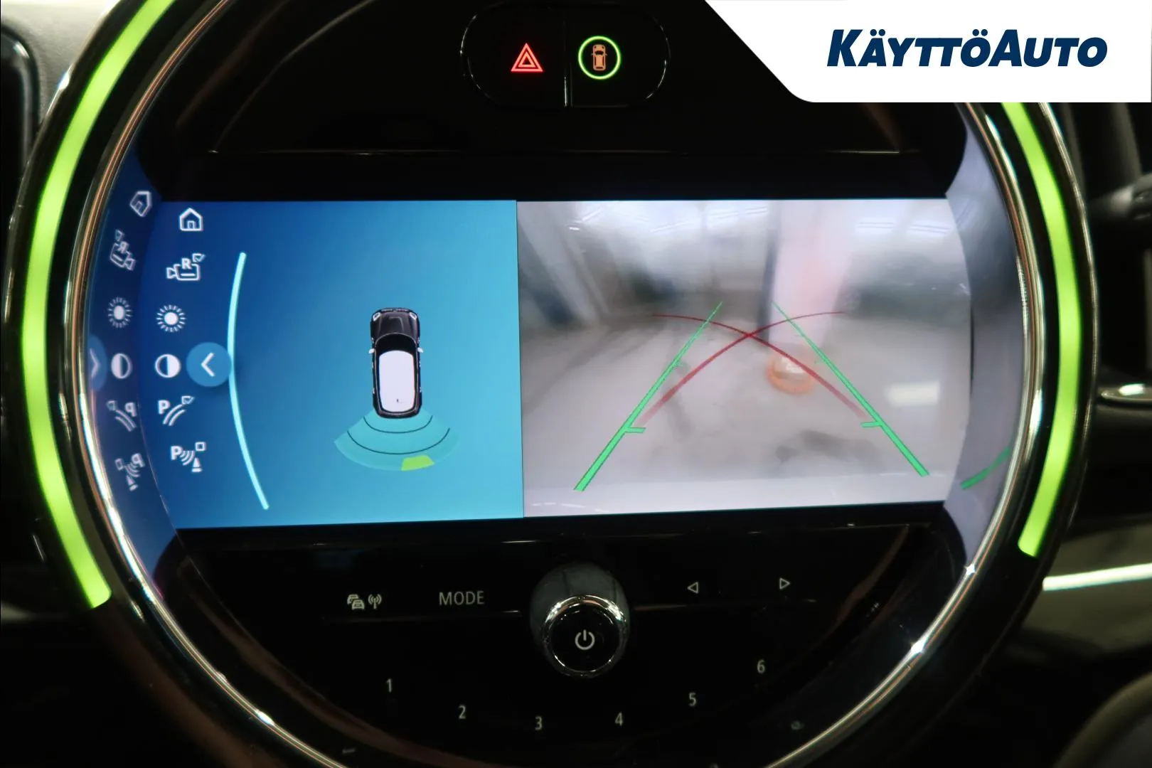 Mini Countryman FRA-537 carousel image