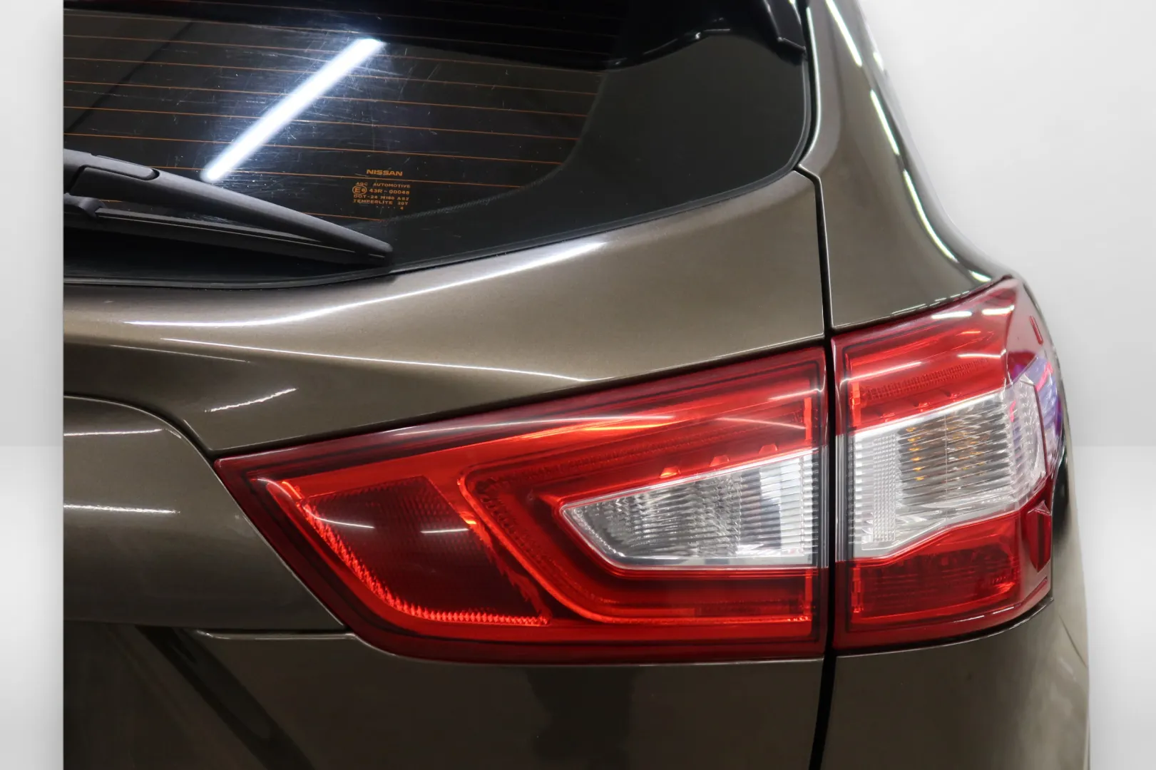 Nissan Qashqai KMU-750 carousel image