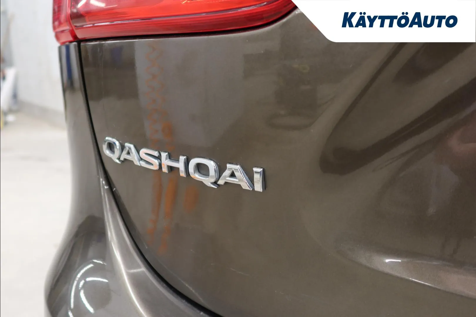 Nissan Qashqai KMU-750 carousel image