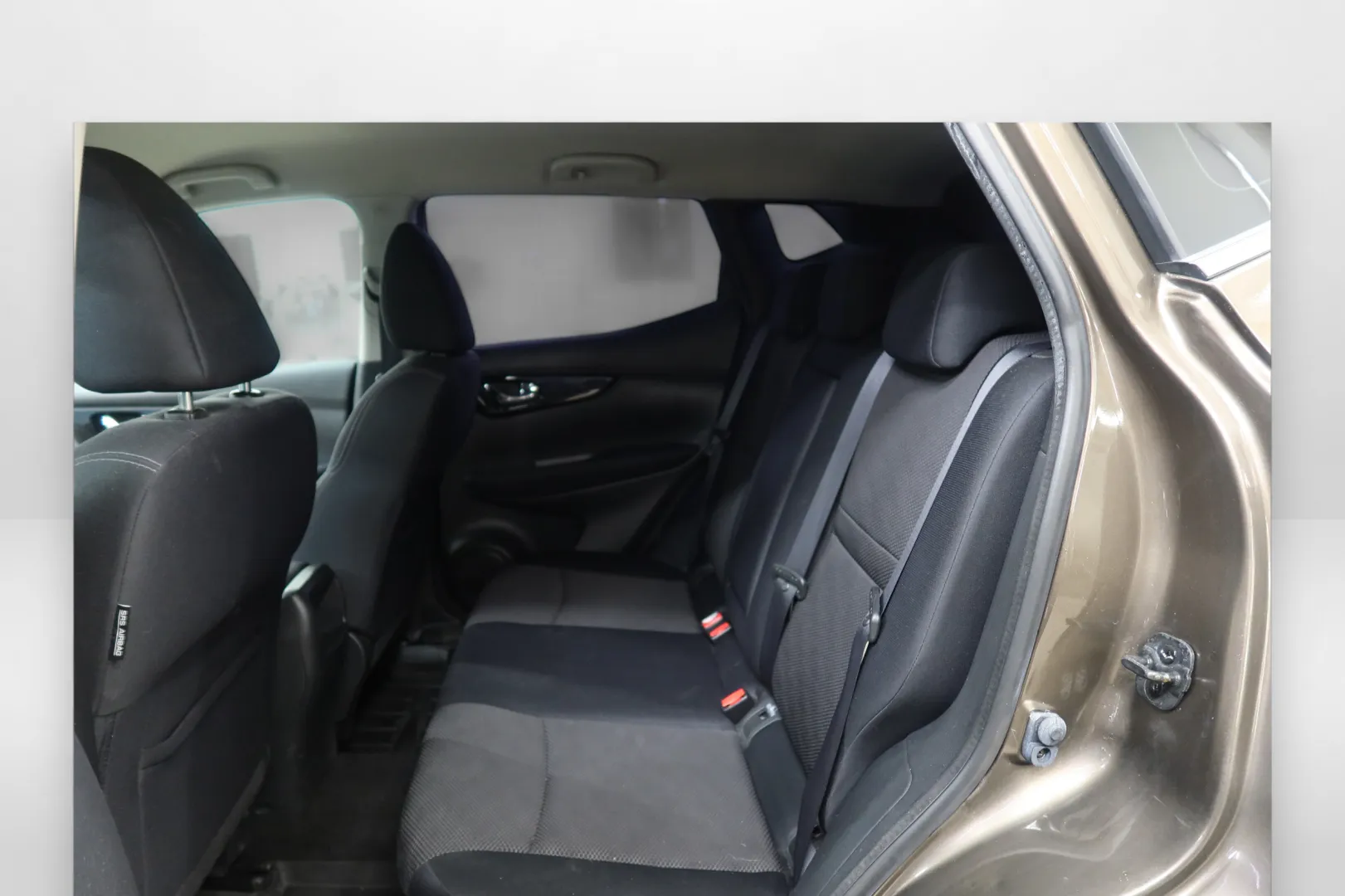 Nissan Qashqai KMU-750 carousel image