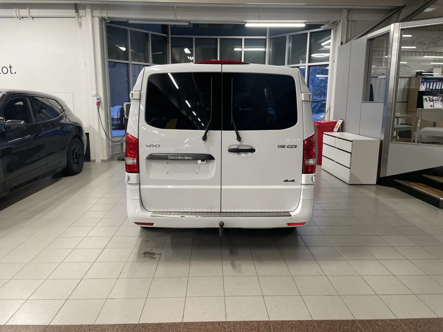 MERCEDES-BENZ Vito YYH-756 carousel image