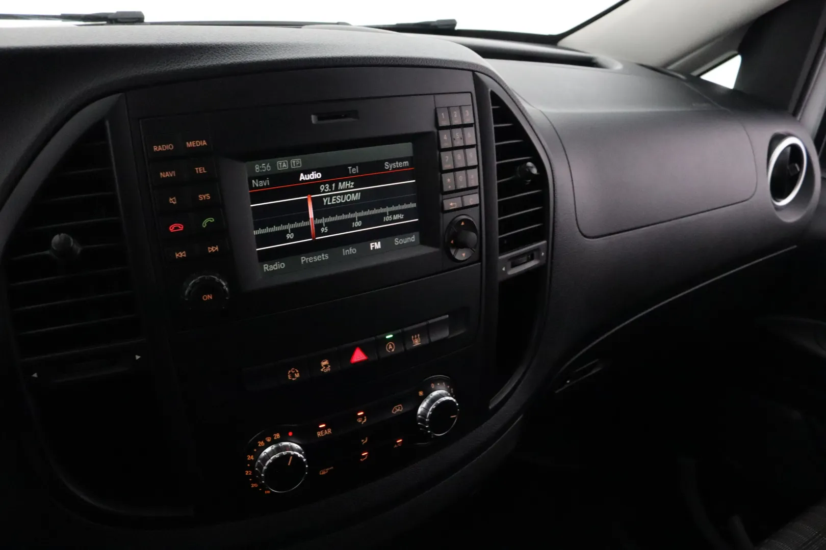 MERCEDES-BENZ Vito YYH-756 carousel image