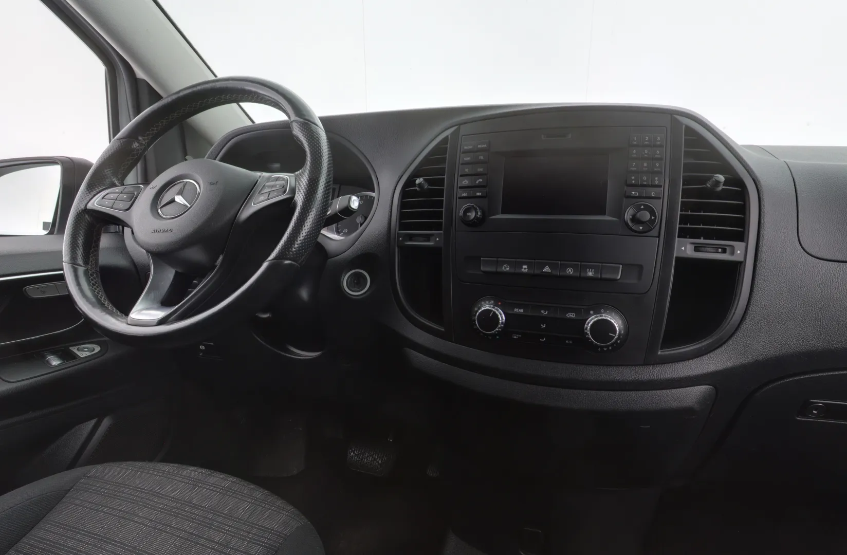 MERCEDES-BENZ Vito YYH-756 carousel image