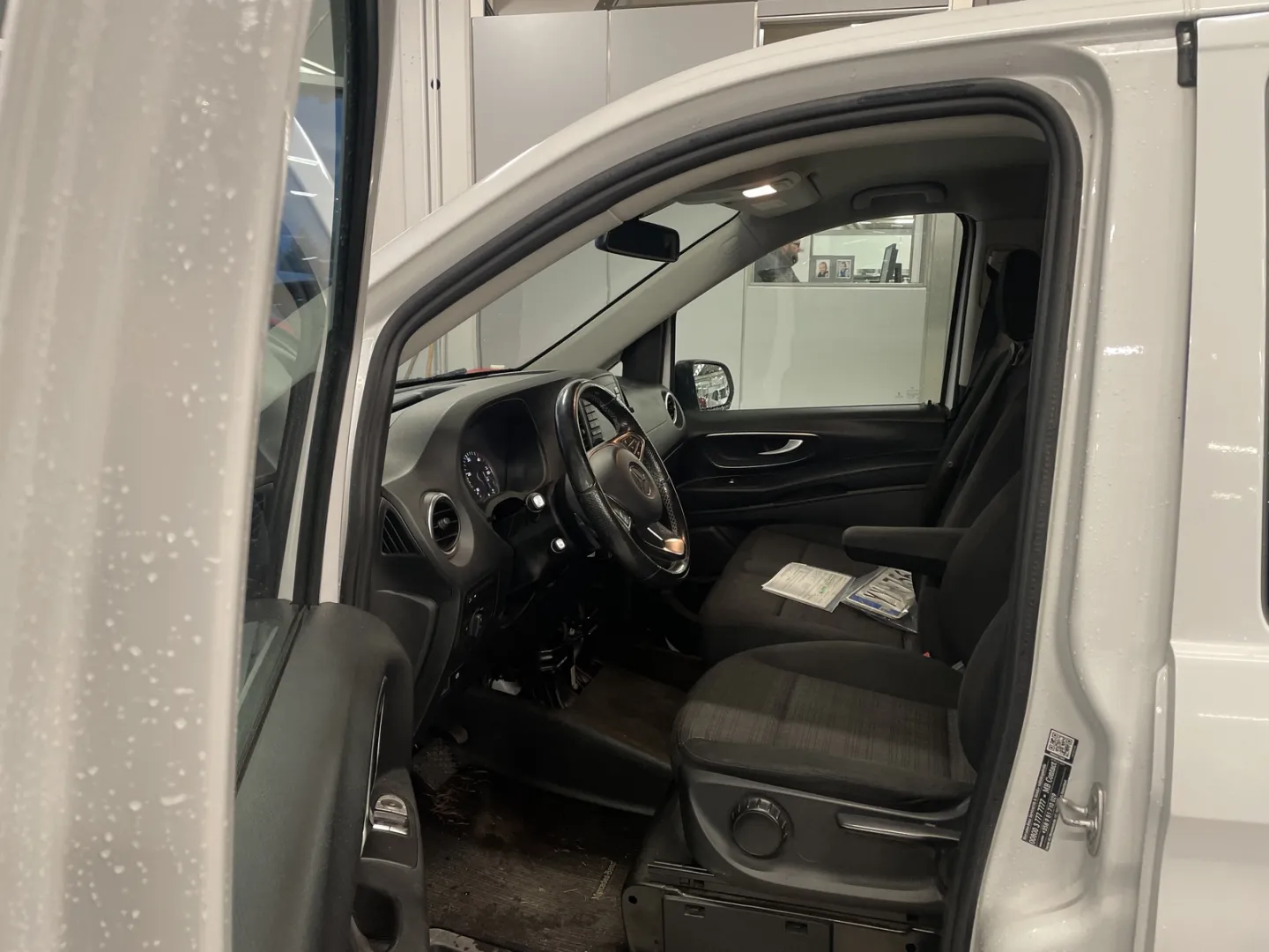 MERCEDES-BENZ Vito YYH-756 carousel image