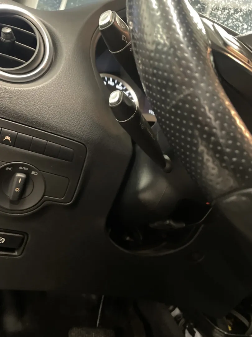 MERCEDES-BENZ Vito YYH-756 carousel image