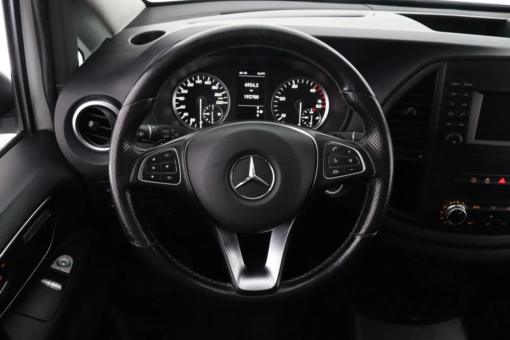 MERCEDES-BENZ Vito YYH-756 carousel image