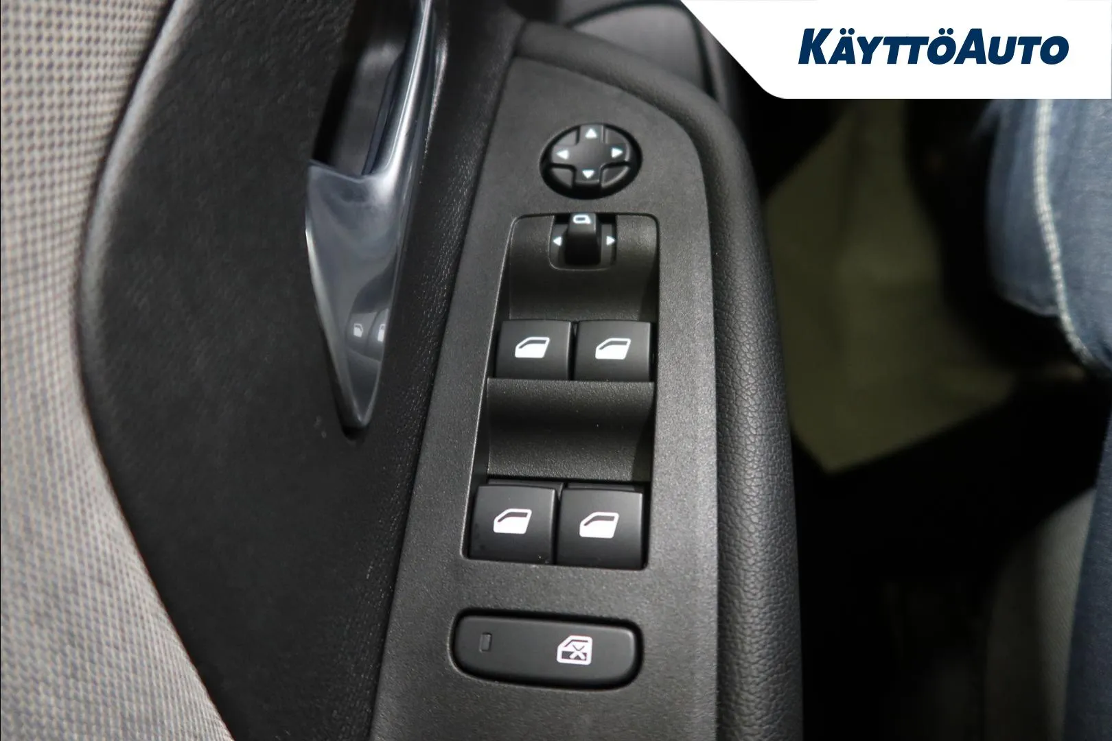 Opel Mokka-e OZV-755 carousel image