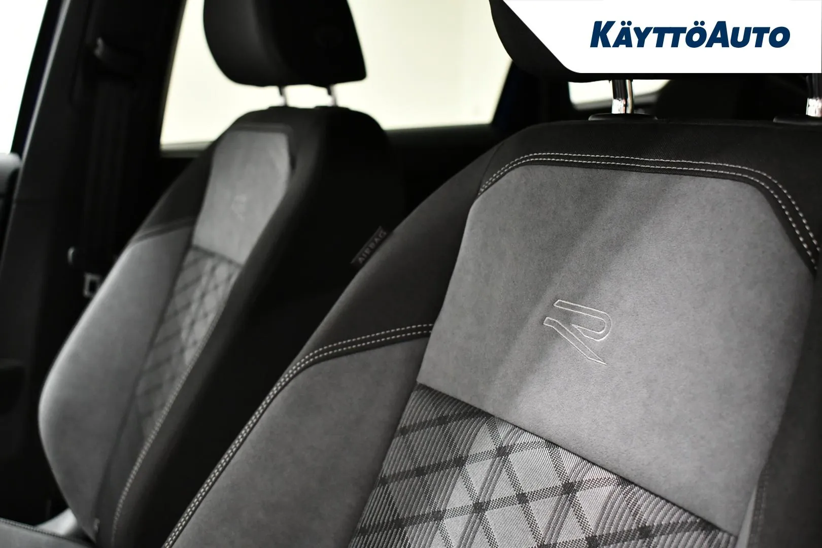 Volkswagen Taigo LTN-262 carousel image