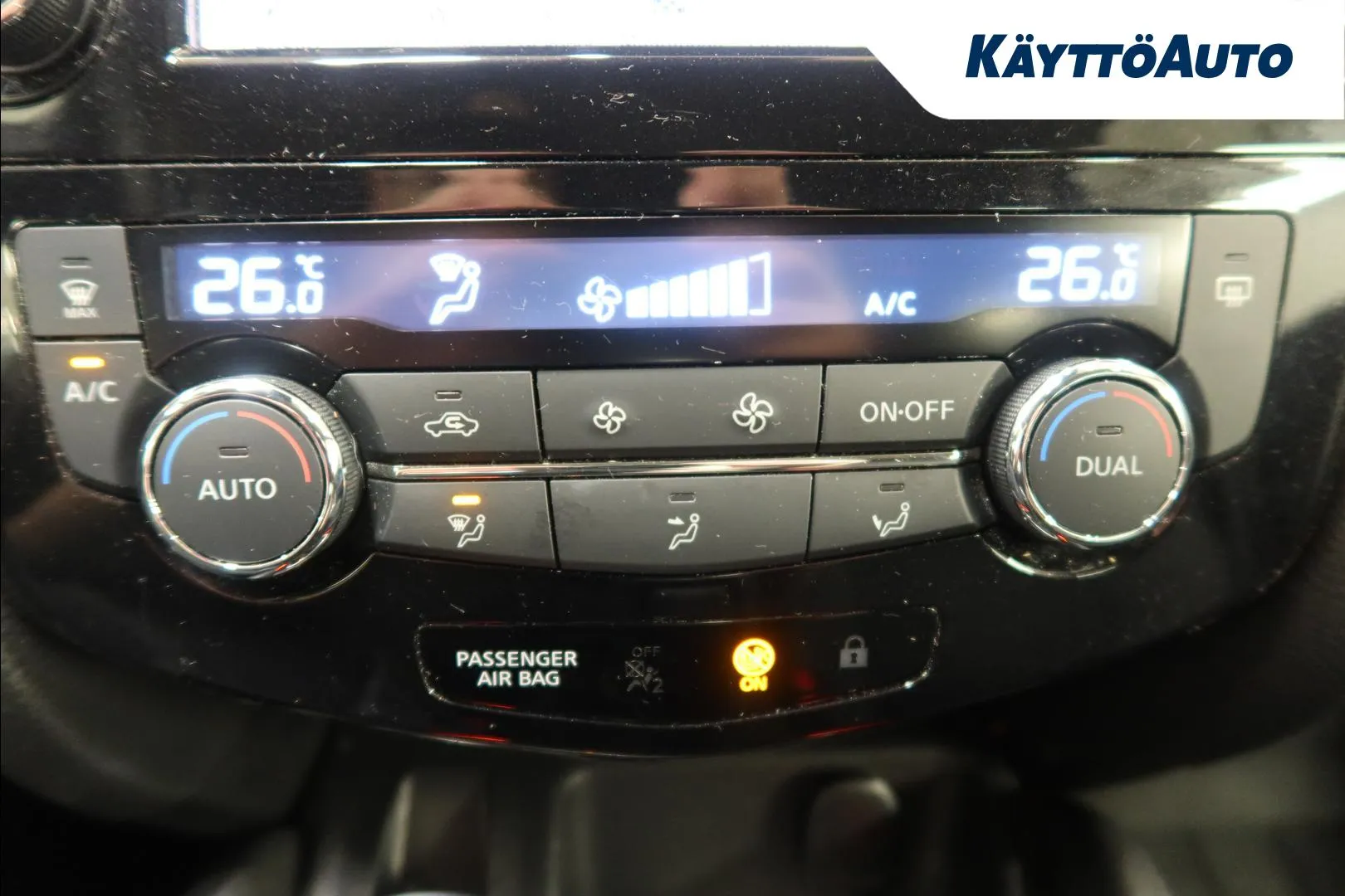 Nissan Qashqai XPN-593 carousel image