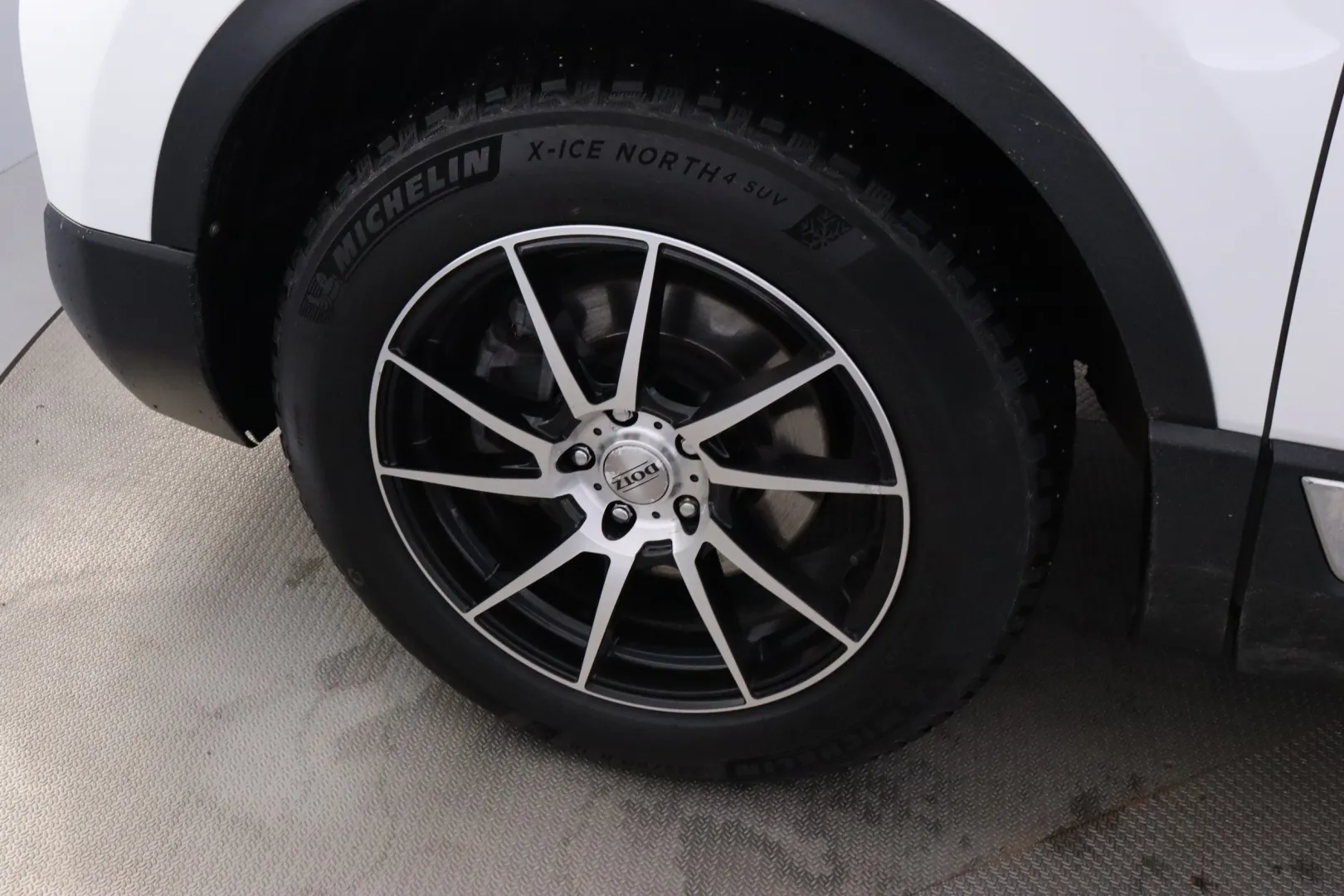 HONDA CR-V CMA-731 carousel image