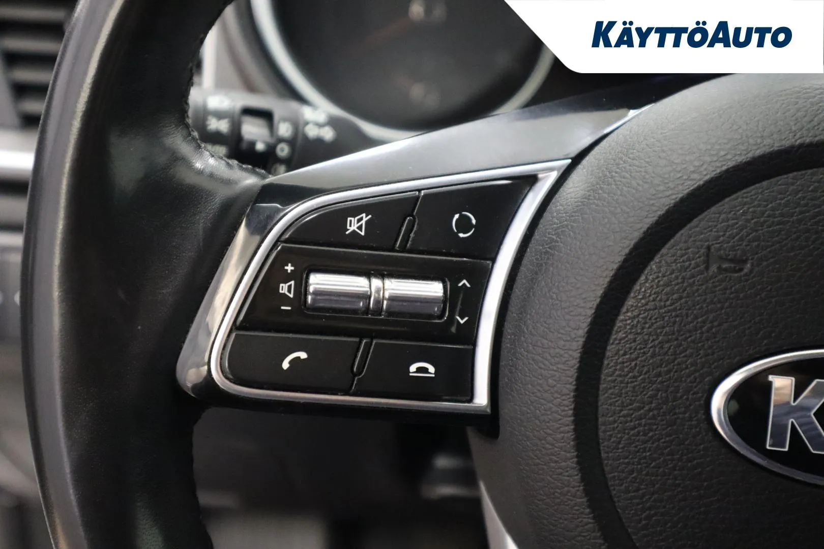 KIA XCeed FOA-965 carousel image