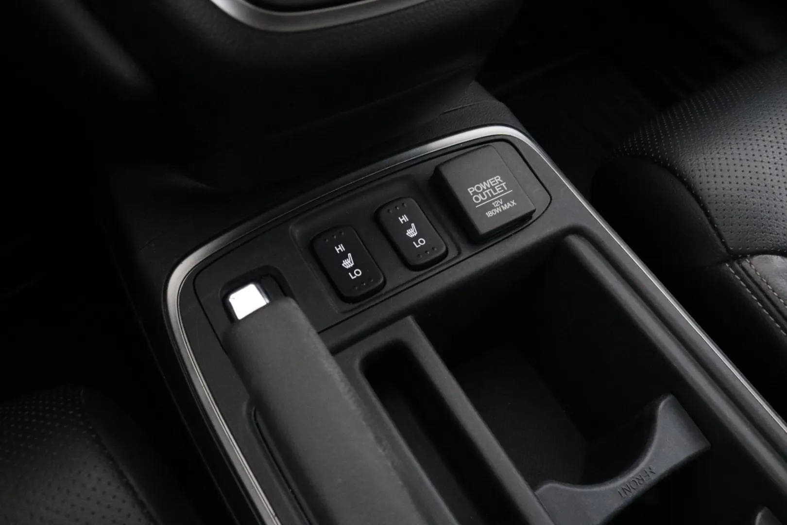 Honda CR-V YLA-890 carousel image