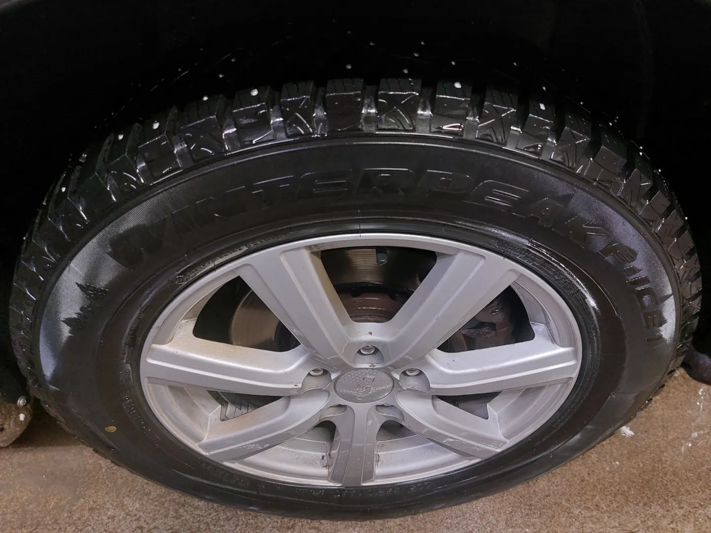 HONDA CR-V YLA-890 carousel image