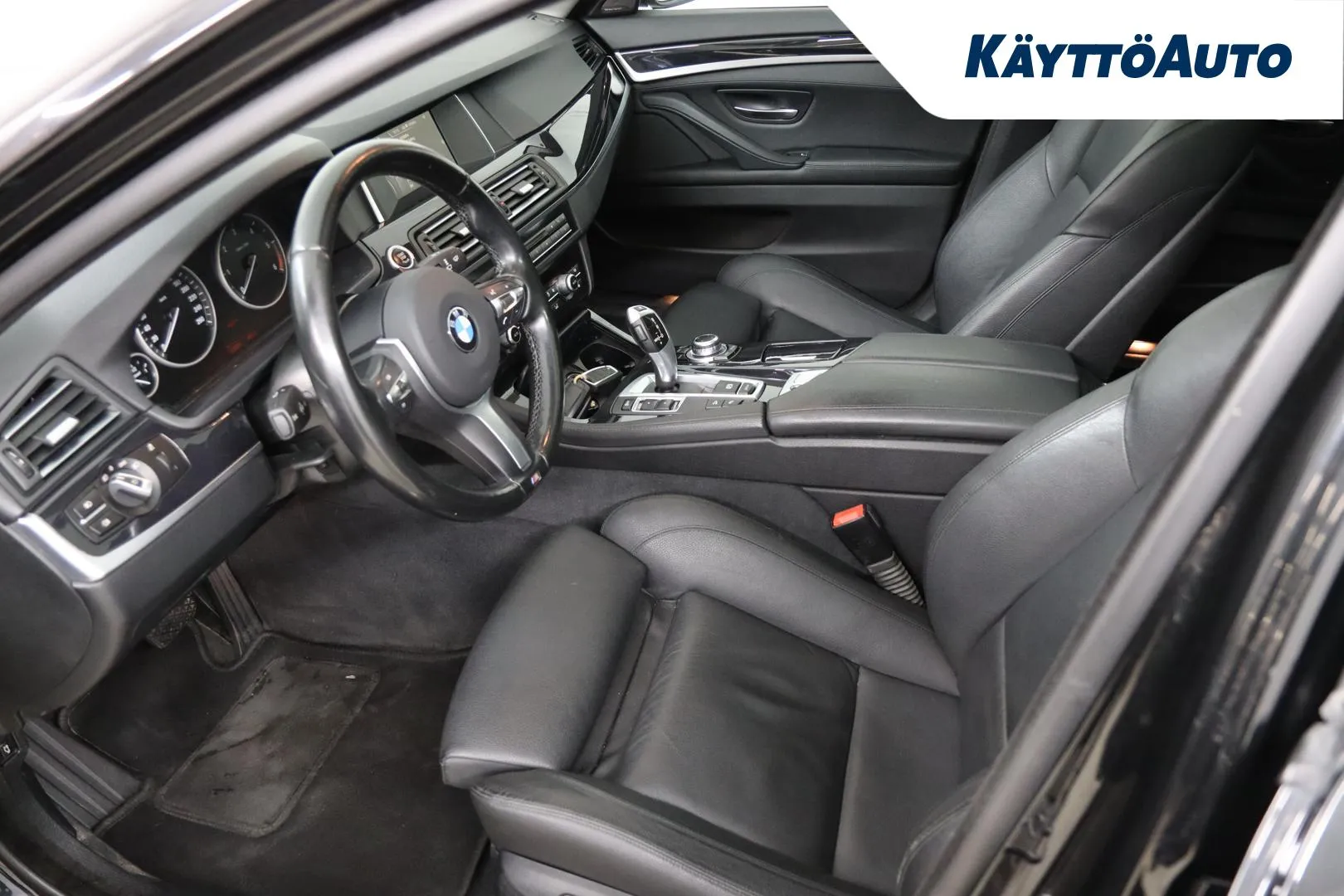 BMW 520 FPU-772 carousel image