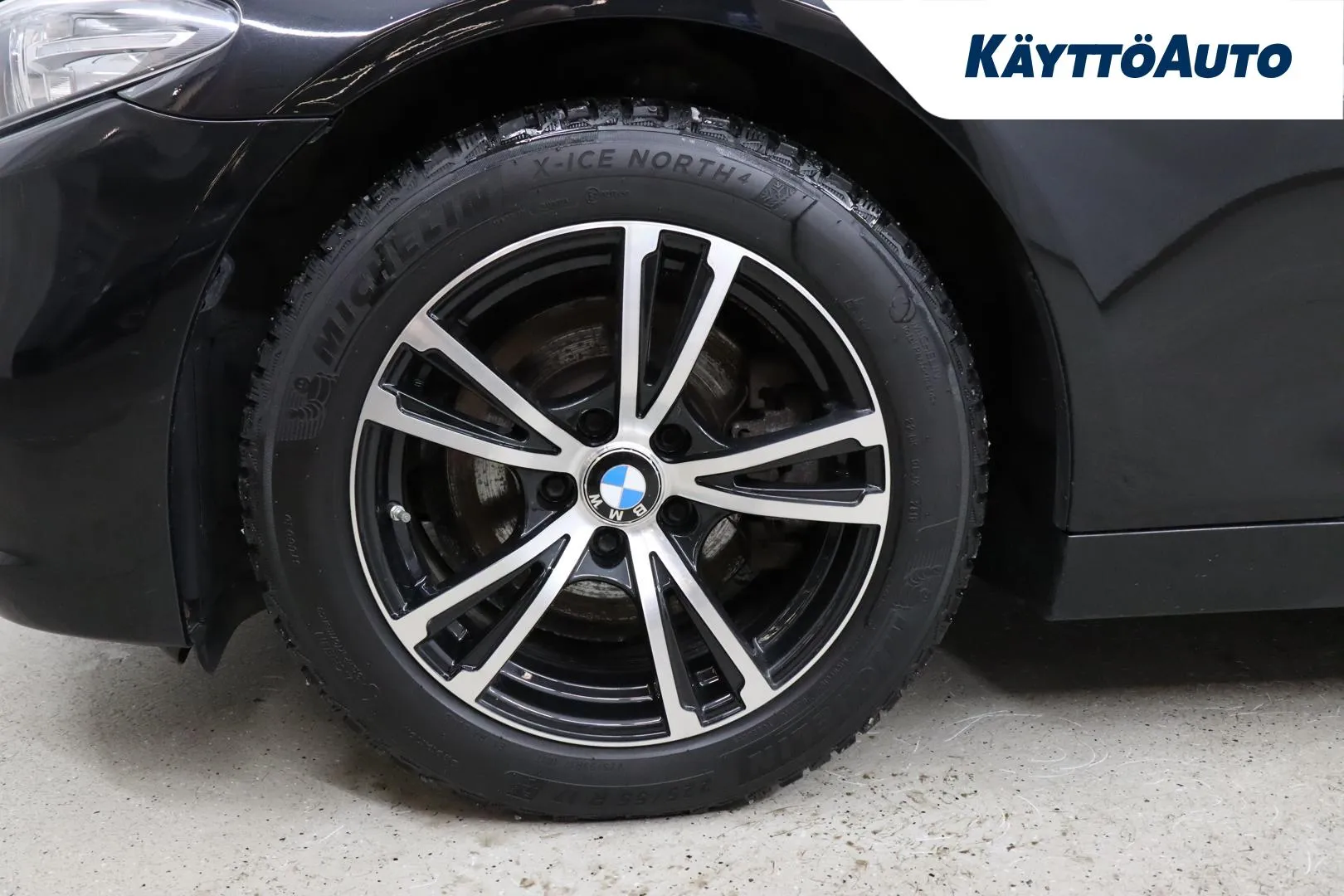 BMW 520 FPU-772 carousel image