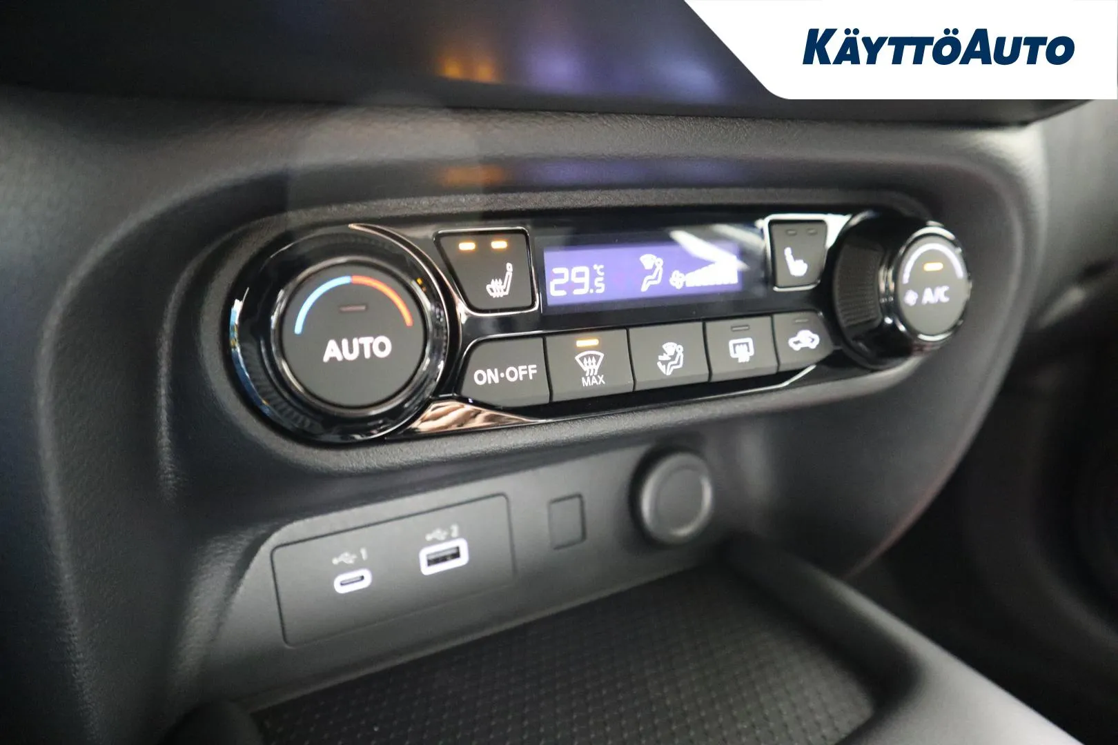 Nissan Juke FSR-515 carousel image