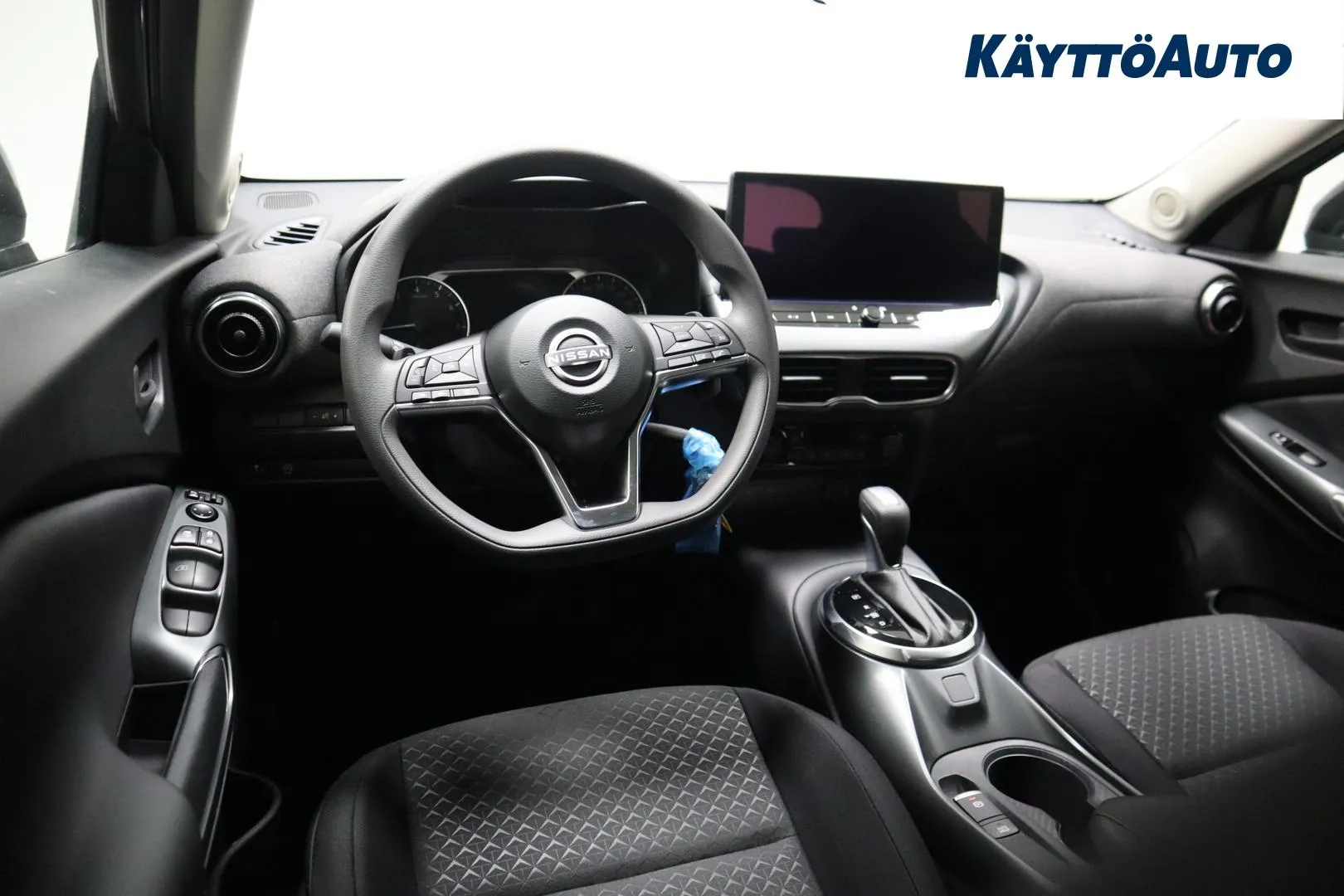 Nissan Juke ISU-479 carousel image