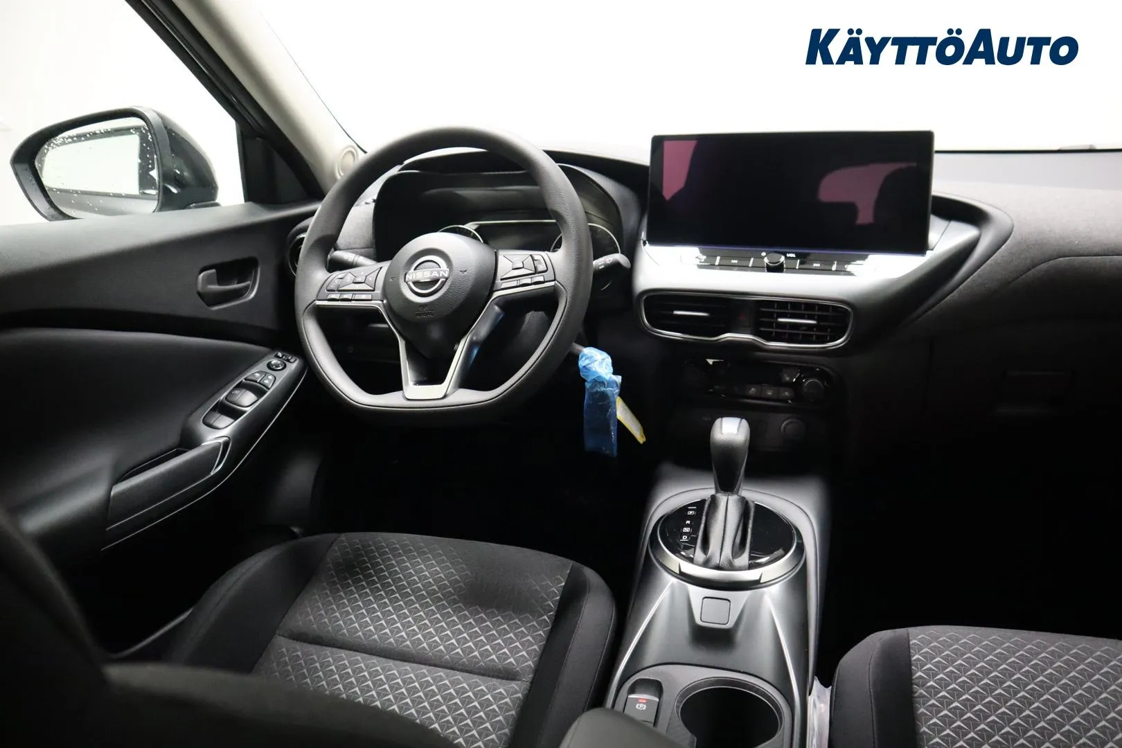 Nissan Juke ISU-479 carousel image