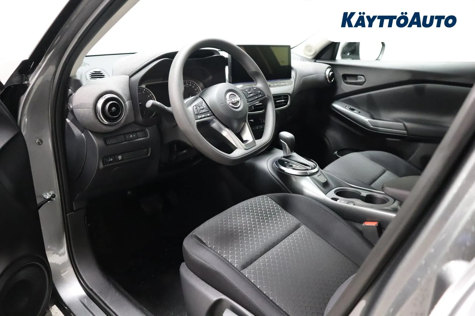 Nissan Juke ISU-479 carousel image