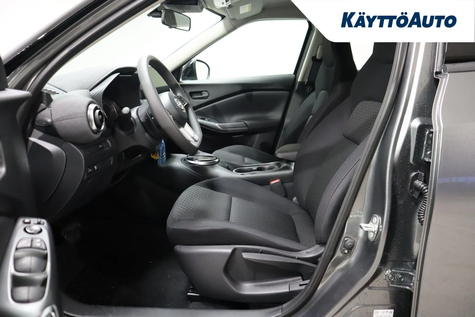 Nissan Juke ISU-479 carousel image