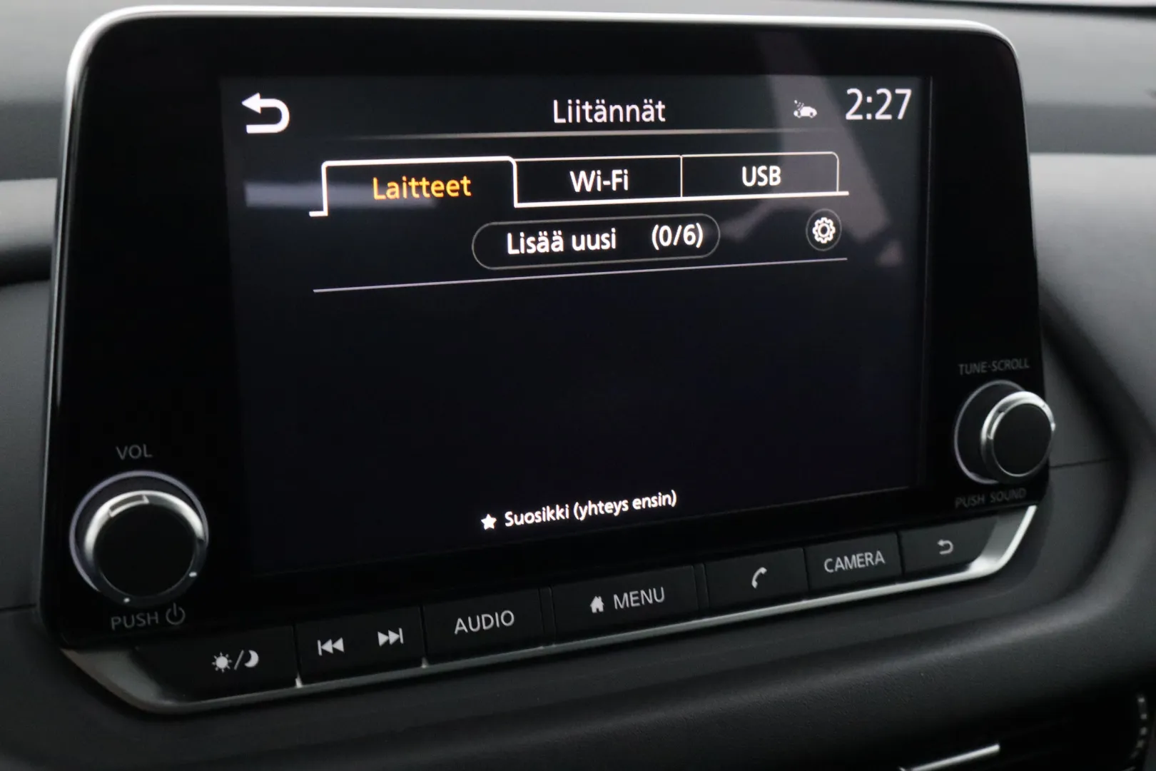 Nissan Qashqai NNR-830 carousel image