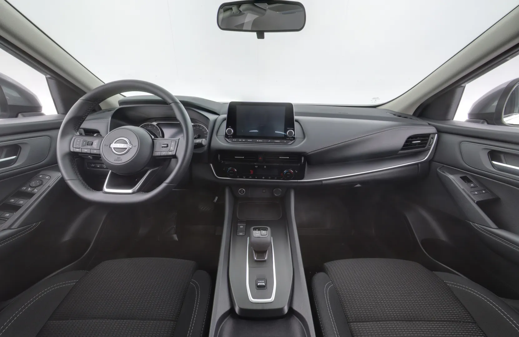 Nissan Qashqai NNR-830 carousel image