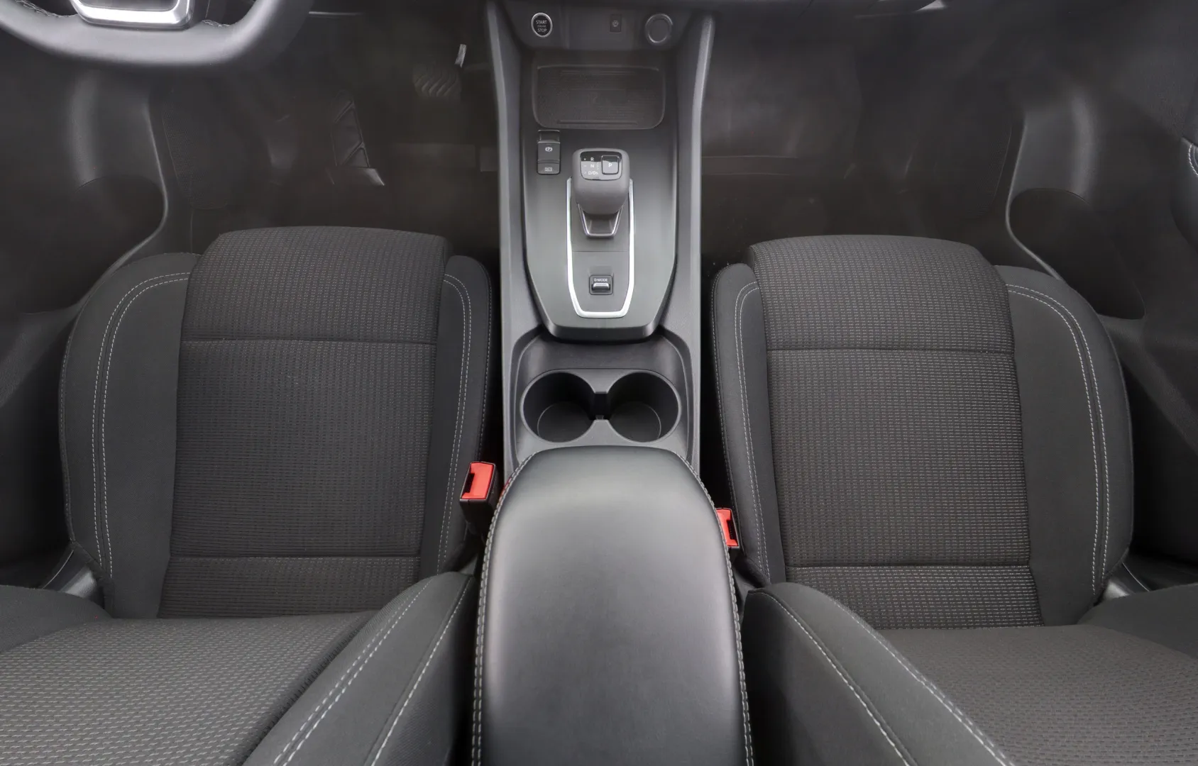 Nissan Qashqai NNR-830 carousel image