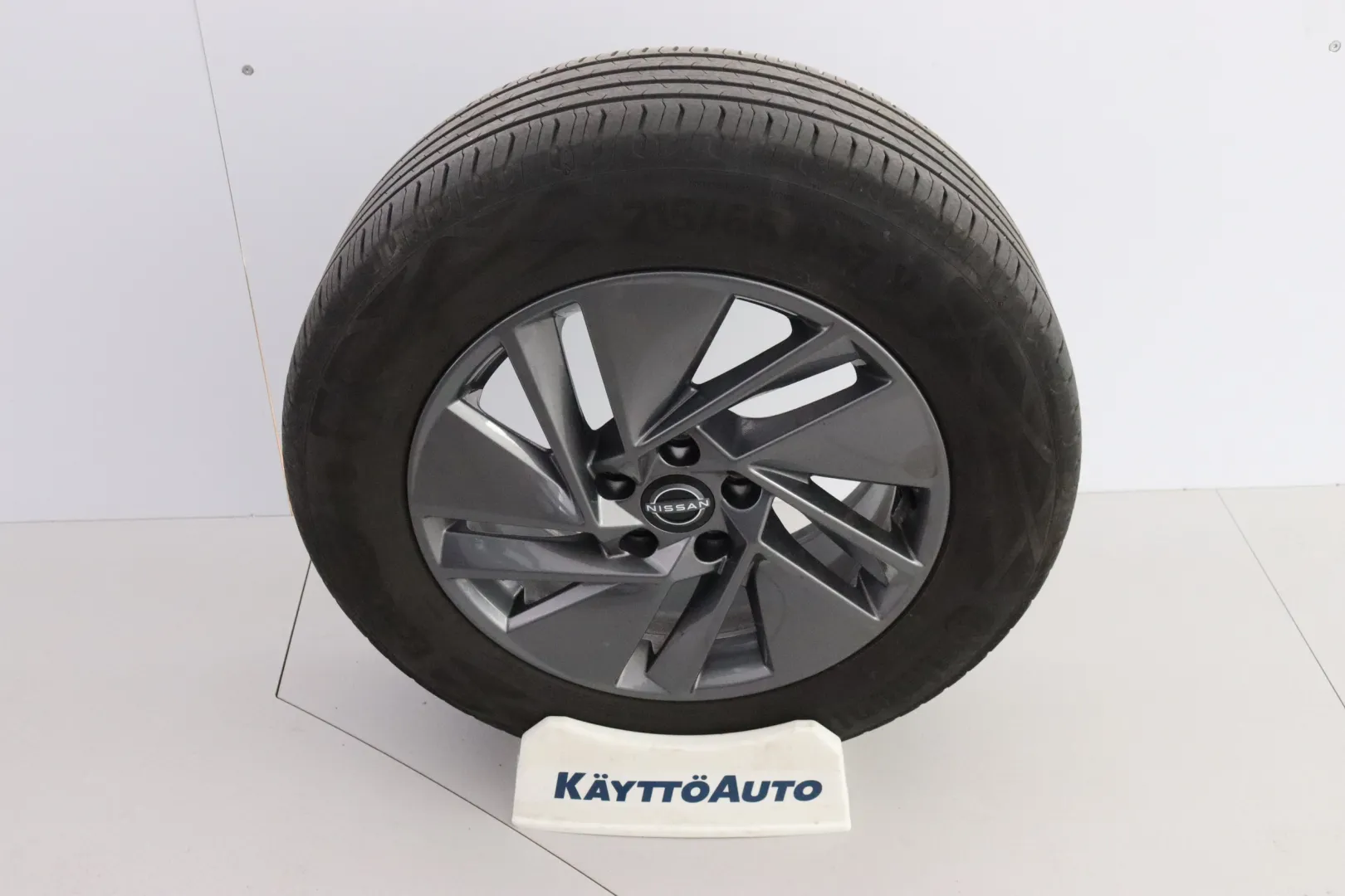 Nissan Qashqai NNR-830 carousel image